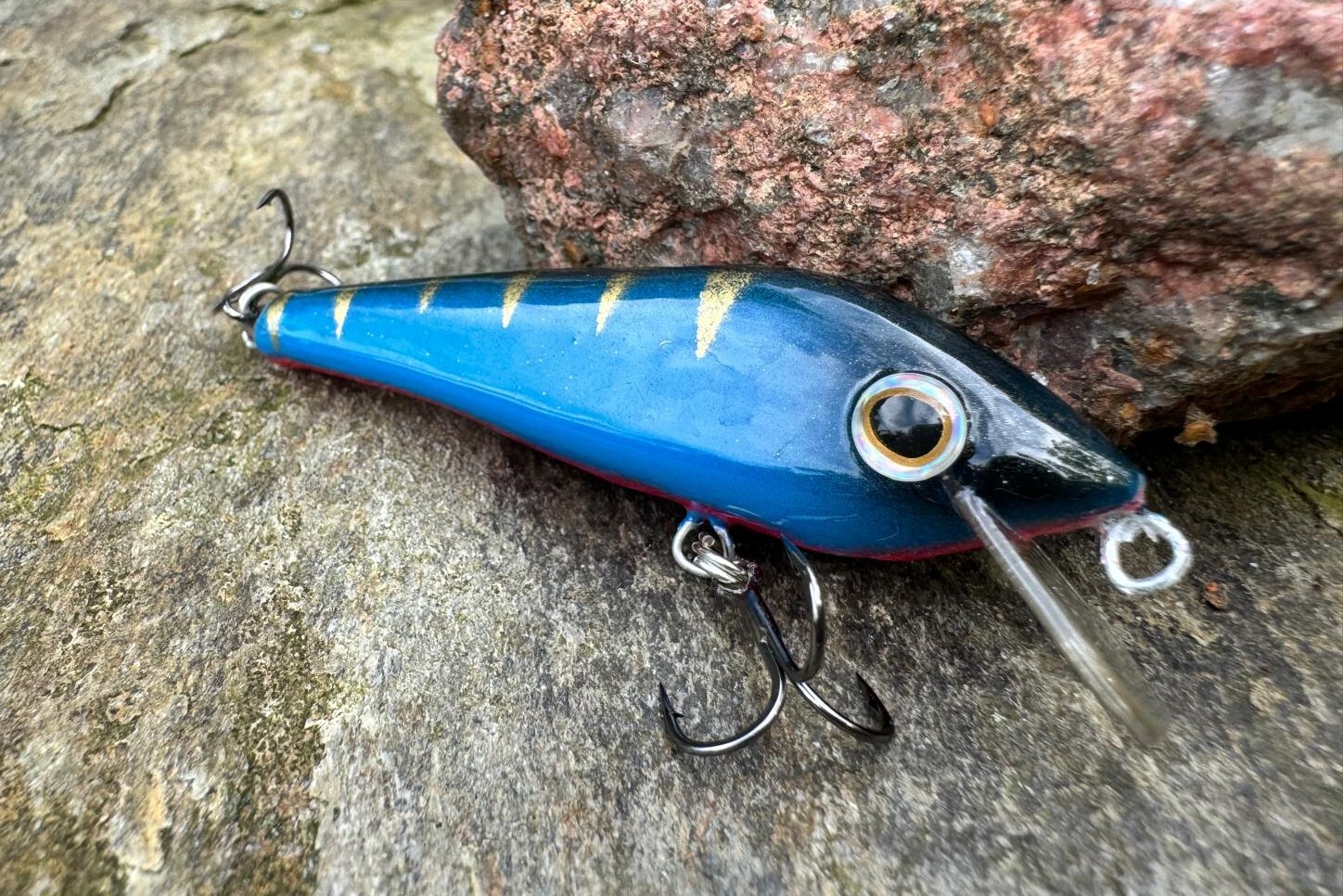 Wobler NEON 6 cm 4-7g kolor 007