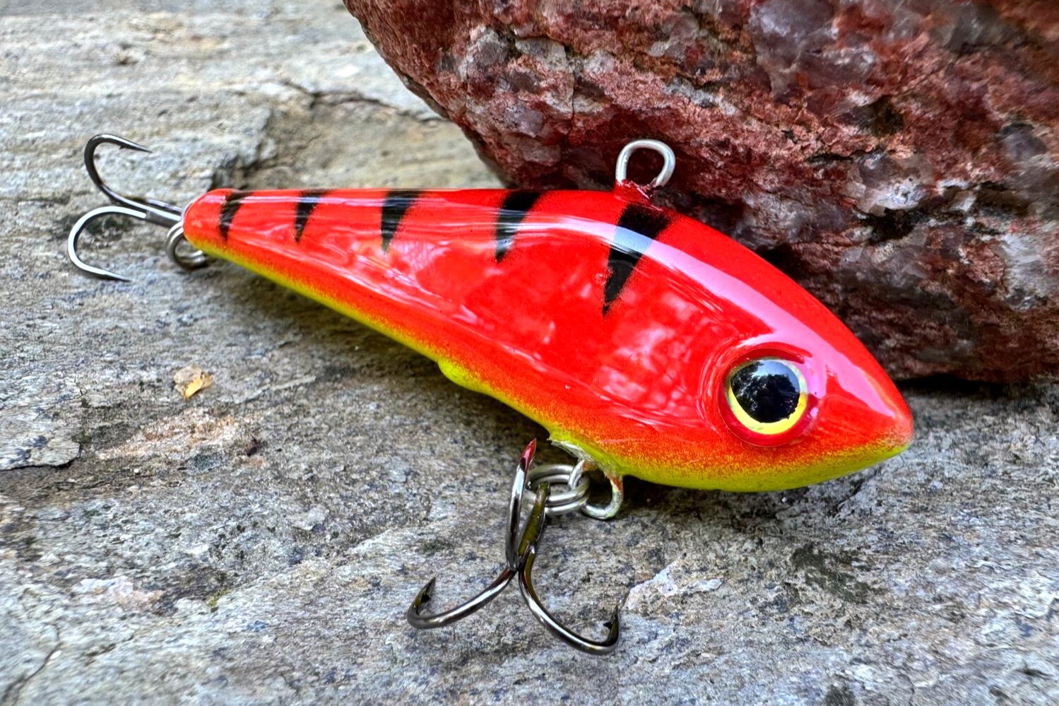 Cykada NEON 6 cm 5-9g kolor 044