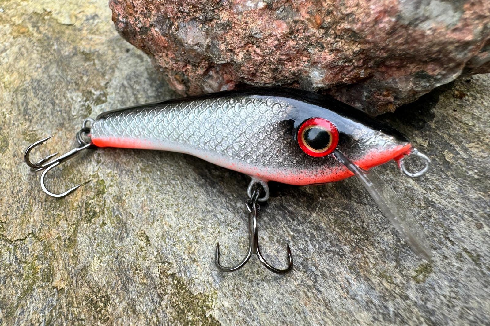 Wobler NEON 6 cm 4-7g kolor 022