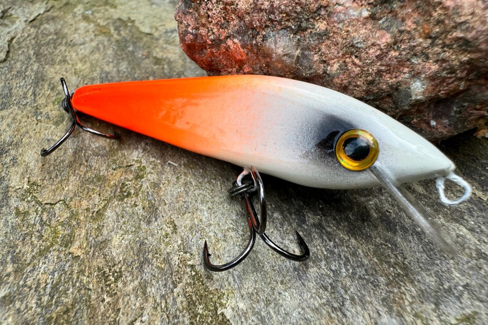 Wobler NEON 8 cm 9-12g kolor 003